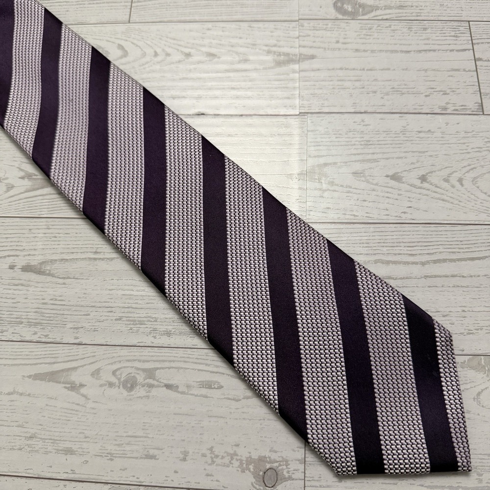 Ermenegildo Zegna Purple Striped Tie 100% Silk Made in Italy 3.5 x 60
